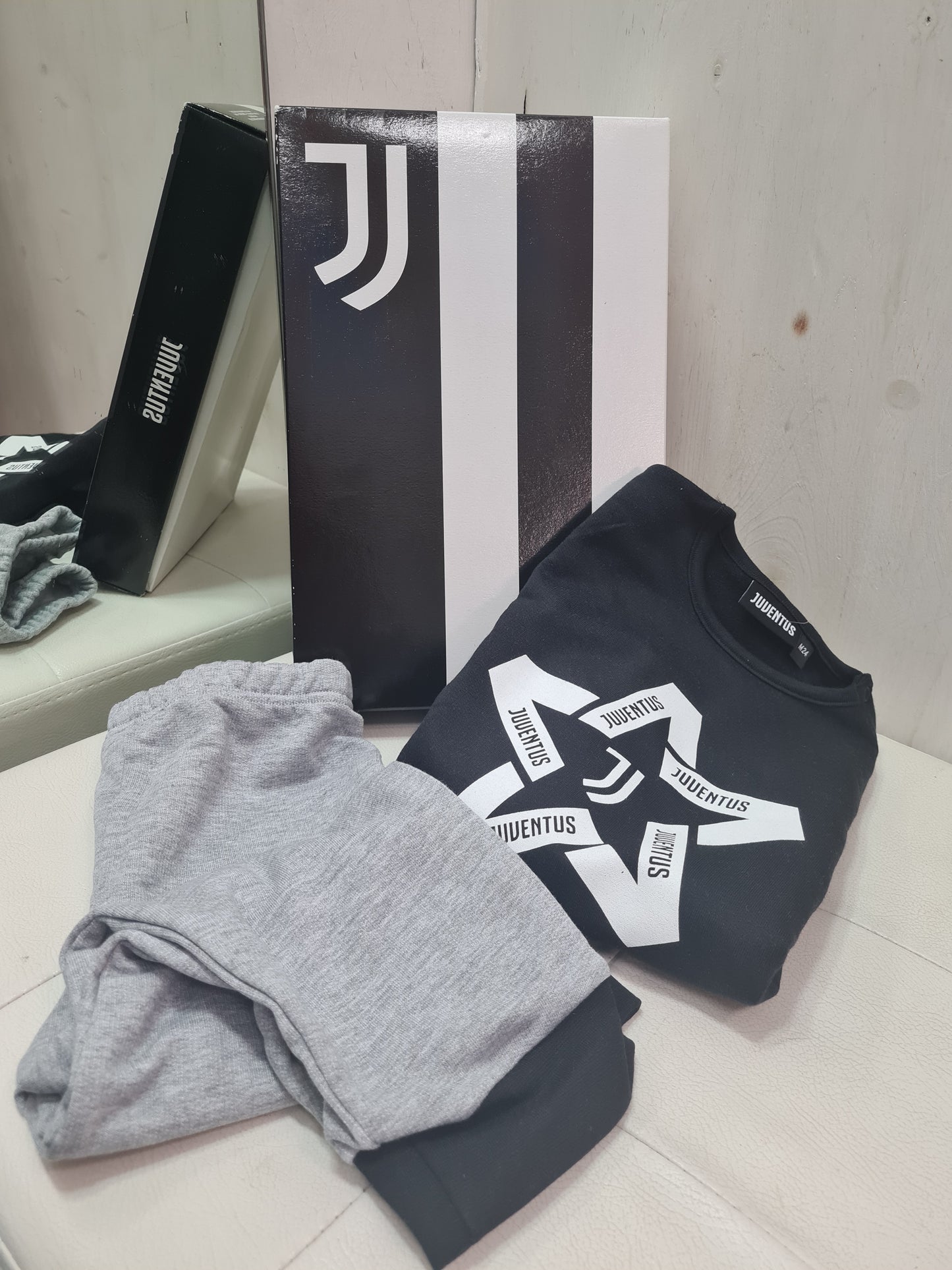 PIGIAMA BIMBO JUVENTUS 9 - 36 Mesi